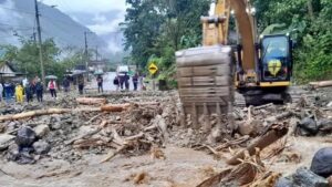Lluvias y deslaves en Ecuador: ya son 16 los muertos, hay 27 heridos y buscan a cinco desaparecidos - AlbertoNews