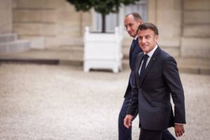 Macron disuelve la Asamblea Nacional de Francia y convoca elecciones tras la victoria de la ultraderecha