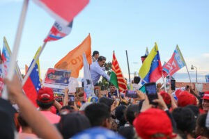 Maduro acusó a la oposición de querer privatizar los servicios públicos de llegar al poder