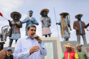 Maduro anunció construcción de parque de energía solar en la Alta Guajira tras años de oscuridad y abandono (+Video)