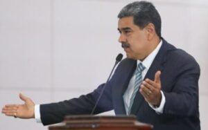 Maduro denuncia conspiración para que a José Gregorio no se le dé el título de santo