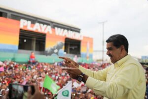Maduro en Puerto Cabello y los Rodríguez en Guatire