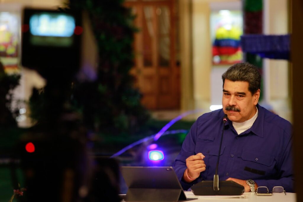 Maduro sorprendió a joven durante recorrido nocturno por centro de Caracas