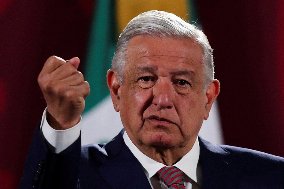 México reporta caída de 68% en las detenciones de migrantes en la frontera con EEUU