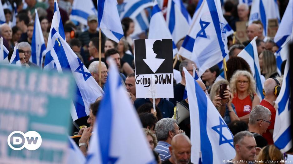 Miles de israelíes exigen la renuncia de Benjamin Netanyahu – DW – 22/06/2024