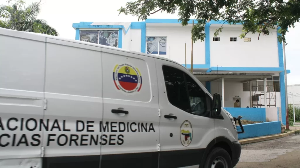 Mujer fue localizada muerta en canal del barrio Alexander Burgos 
