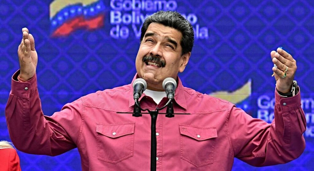 Nicolás Maduro afirma que Javier Milei está "destruyendo" la economía de Argentina