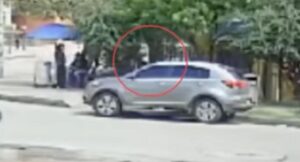 Policía al que le iban a robar su camioneta en Bogotá se defendió a tiros