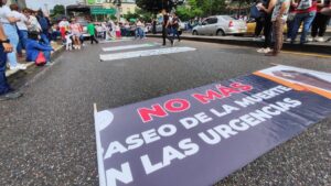 Protesta de educadores en Santander colapsa principales vías: este es el recorrido
