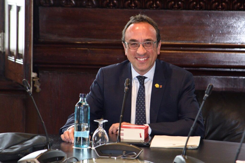 Rull dice que no puede forzar a nadie a presentar candidatura, pero recuerda que el plazo se acaba el 25 de agosto