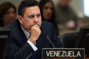Samuel Moncada alerta sobre remate de Citgo por traición de opositores venezolanos