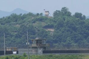 Surcorea reclama a embajador ruso el pacto firmado con Norcorea