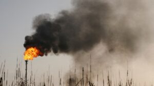 Venezuela recurre a flota oscura para proveer petróleo a su aliado Cuba