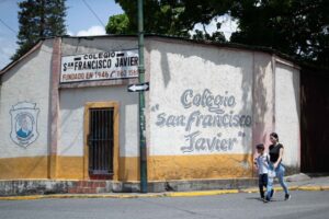 Venezuela se enfrenta al reto de mantener la educación pública, gratuita y de calidad