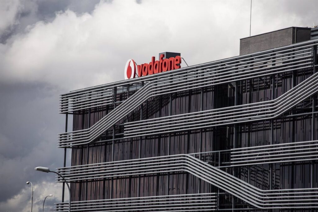 Zegona plantea un ERE para hasta 1.198 trabajadores de Vodafone España, casi el 40% de la plantilla