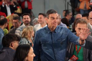 "Zurdos, a votar al PSOE"