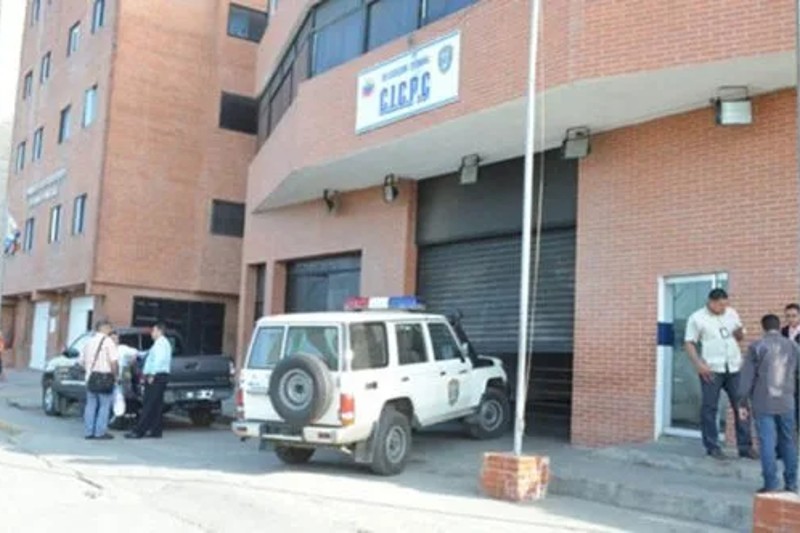 abrieron un boquete en la pared
