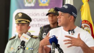 cuestionamientos del alcalde Yahir Acuña a Superintendencia