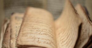 un viaje por los libros misteriosos