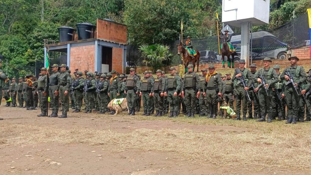 100 nuevos policías llegaron a Cali para proteger los Farallones y la zona rural