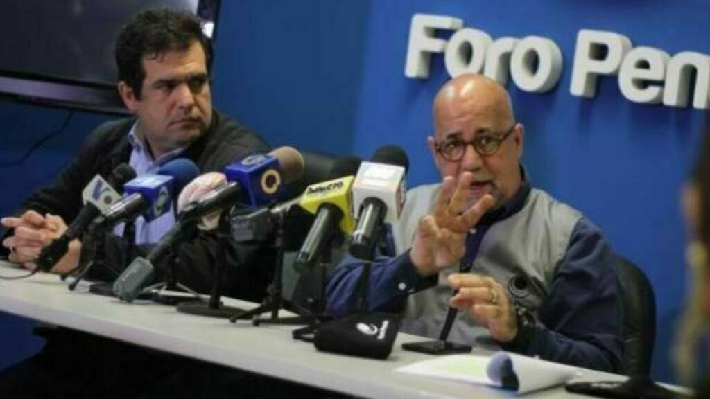 15 opositores fueron detenidos en el primer día de campaña