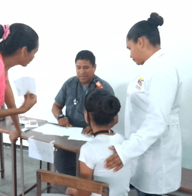 164 personas reciben atención oftalmológica