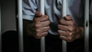 30 años preso por violar a 2 hermanas en Carayaca