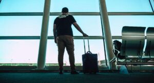 A dónde viajar después de los 30 años con requisitos fijos para salir de Colombia
