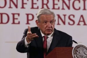 AMLO esperará resultados CNE y si se confirma tendencia reconocerá a Maduro
