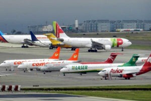 Aerolíneas venezolanas operarán durante las presidenciales