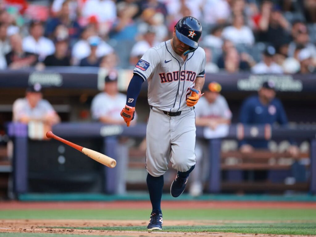 Altuve superó a Víctor Martínez en extrabases