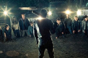 Andrew Lincoln reconoce que se pasaron de rosca con una de las muertes más sangrientas de The Walking Dead