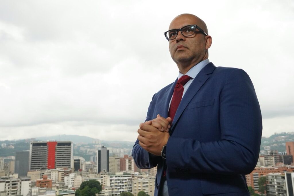 Apagón informático de Microsoft no afecta máquinas electorales del CNE: Eugenio Martínez