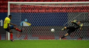 Argentina usa a 'Dibu' Martínez como cábala contra Colombia