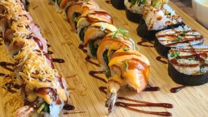 Así debes comer el sushi, según seis chefs japoneses: "Si haces esto, perderá sabor"