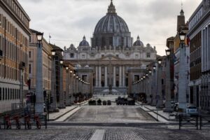 Así reaccionaron desde El Vaticano sobre el atentado contra Donald Trump durante un mitin de campaña