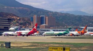 Autoridades afirman que espacio aéreo venezolano está abierto
