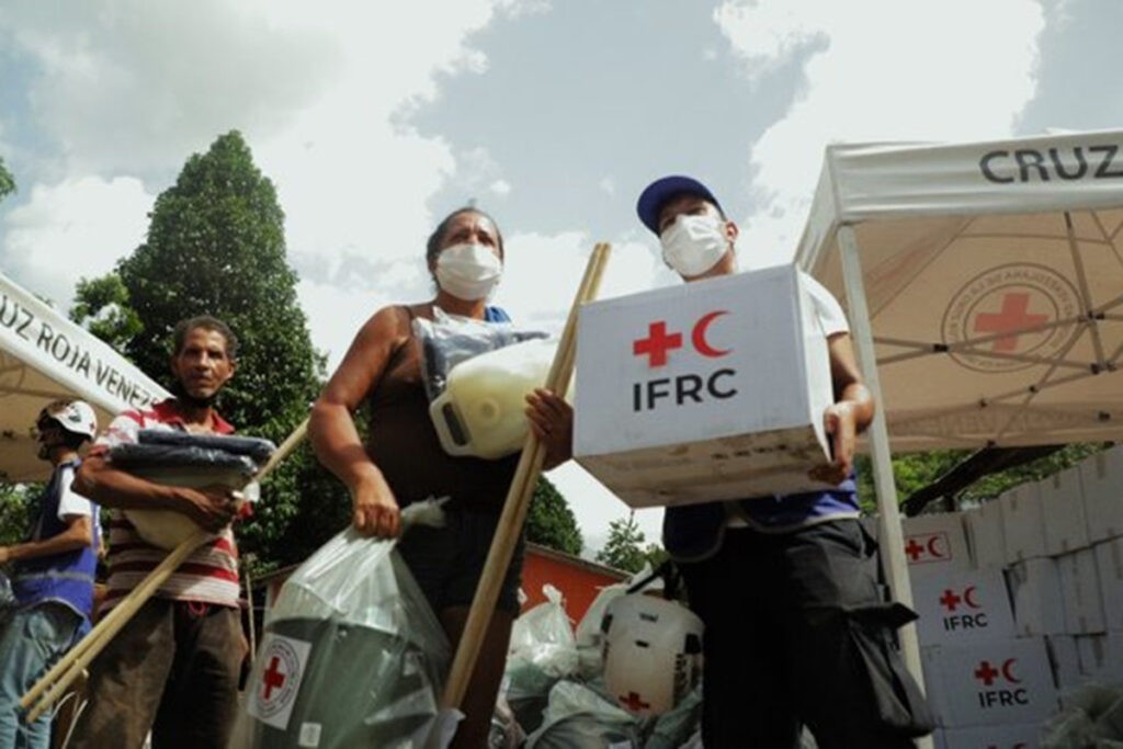 Banesco y la Cruz Roja Venezolana se unen para ayudar a las familias de Cumanacoa