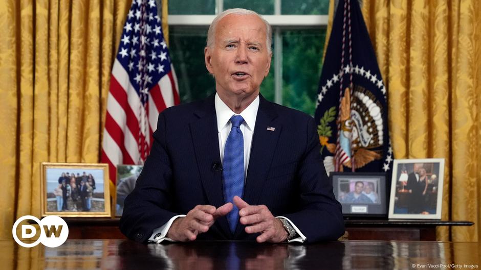 Biden dice que se retiró por "la defensa de la democracia" – DW – 25/07/2024