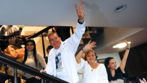 Candidato presidencial Edmundo González informa que está resfriado y desmiente supuesta enfermedad terminal