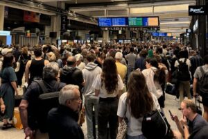 Caos en París por sabotaje masivo a la red de trenes