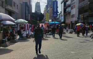 Caracas en un solo monotema de Petare a Catia, a pocas horas de las elecciones presidenciales