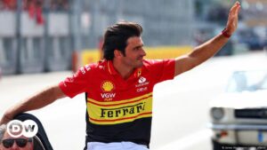 Carlos Sainz ficha por el equipo Williams de Fórmula Uno – DW – 29/07/2024