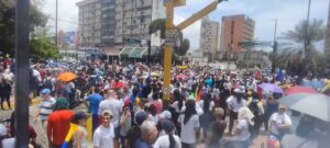 Ciudadanos fueron hasta el Cuartel Libertador de Maracaibo