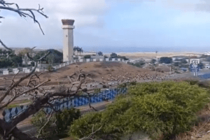 Ciudadanos protestaron cerca del aeropuerto de Maiquetía (+Videos)