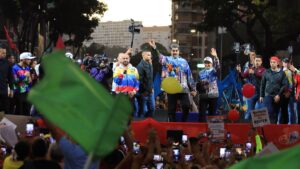 Con actos y movilizaciones, comenzó la campaña electoral en Venezuela
