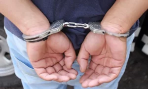 Condenado 30 años por abusar de 2 adolescentes a cambio de comida en Carayaca