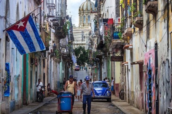 Banca y Negocios