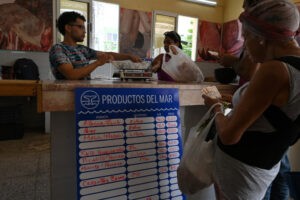 Cuba no logra apuntalar las finanzas con su política económica