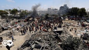 Decenas de muertos en ataque a zona humanitaria en Gaza – DW – 13/07/2024